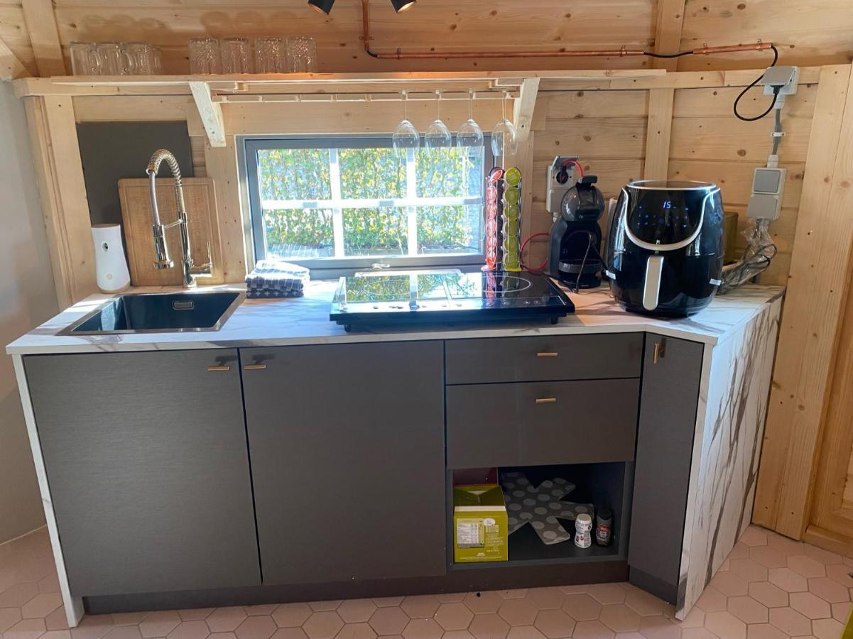 Luxe Finse Kota Met Jacuzzi En Saunabarrel De Zandhoef Eersel Exterior foto